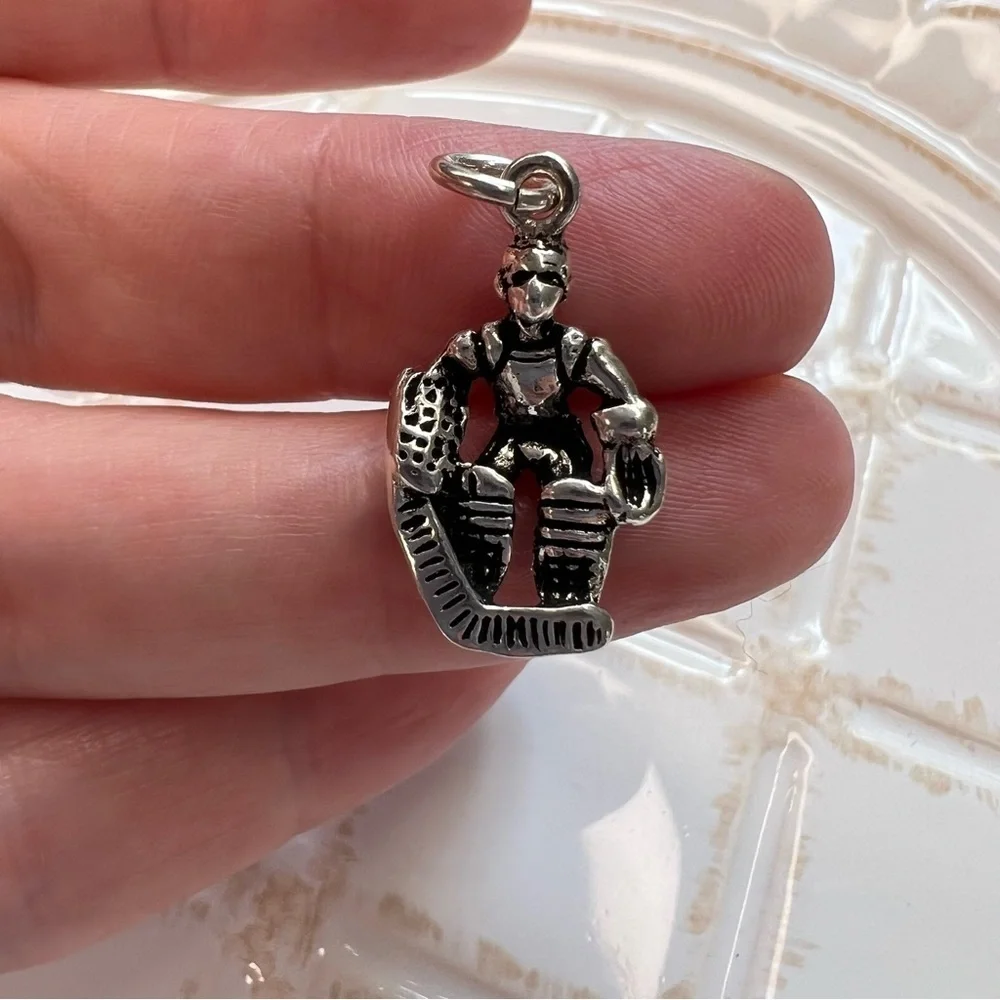 Vintage Sterling Silver Hockey Goalie Charm Pendant – 925